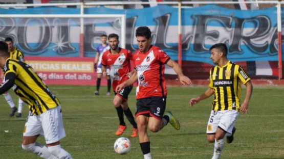 Almirante Brown amargó a Maipú y se prende en la pelea de la Primera Nacional